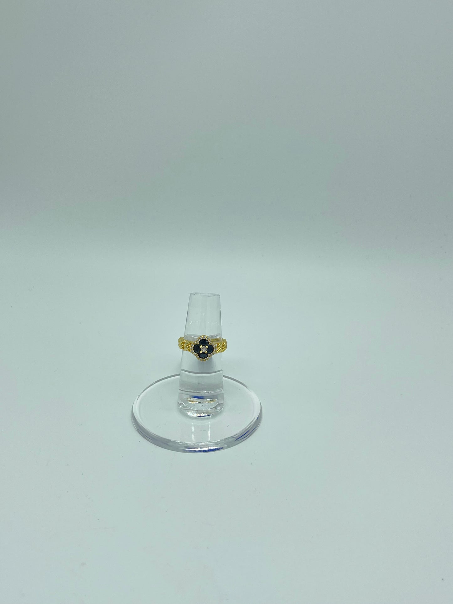 Single Colored Clover Ring